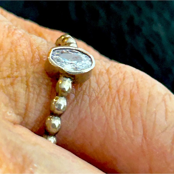 Silpada size 8 ring, good used condition. Sterling silver and cubic zirconia - Picture 3 of 5